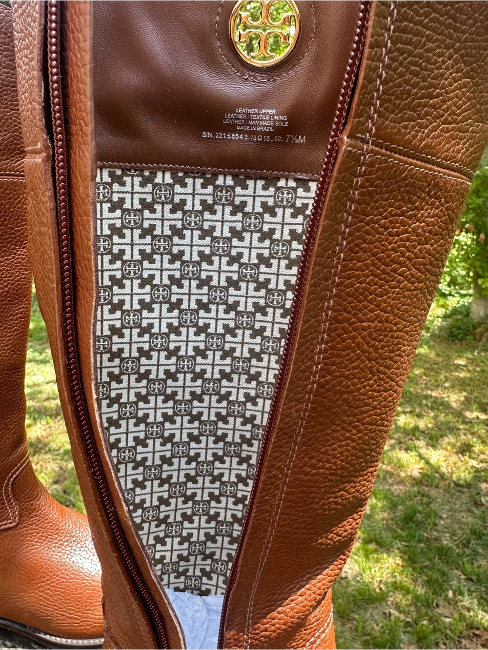 Tory Burch Riding Boots in Full Grain Pebbled Leather - Picture 6 of 9